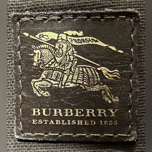 WOW - Authentic Burberry Satchel = GREAT FOR DATE NIGHT OR GIRL NIGHT OUT! WOW!! - Picture 3 of 14